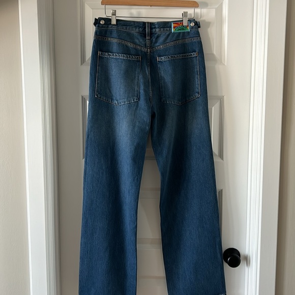 AG Jeans - Picture 4 of 10